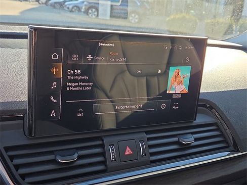 Certified 2024 Audi Q5 2.0T Premium Plus w/ Premium Plus Package image 19