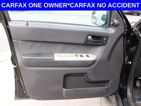 Used 2010 Ford Escape XLT image 16