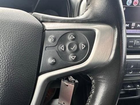 Used 2017 GMC Canyon SLE image 19