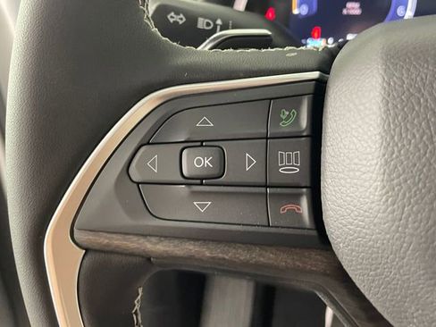 New 2026 Jeep Grand Cherokee Altitude AWD/4WD image 10
