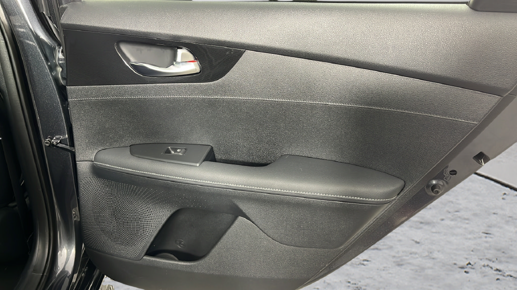 Used 2024 Kia Forte GT-Line w/ GT-Line Premium Package FWD image 17