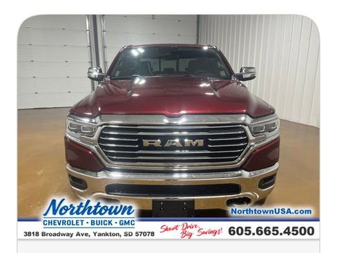 Used 2022 RAM 1500 Laramie AWD/4WD image 9