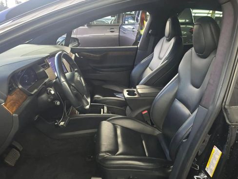 Used 2021 Tesla Model X Long Range image 2