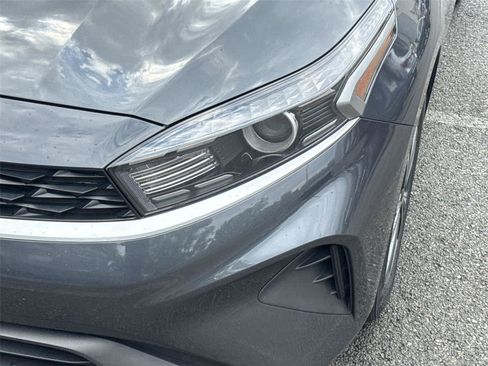 Used 2023 Kia Forte LXS w/ LXS Technology Package FWD image 9
