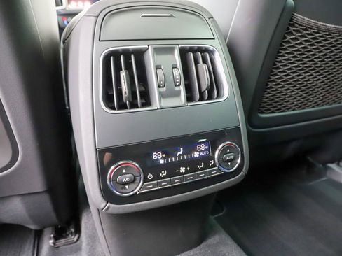 Used 2019 Maserati Levante Trofeo image 64