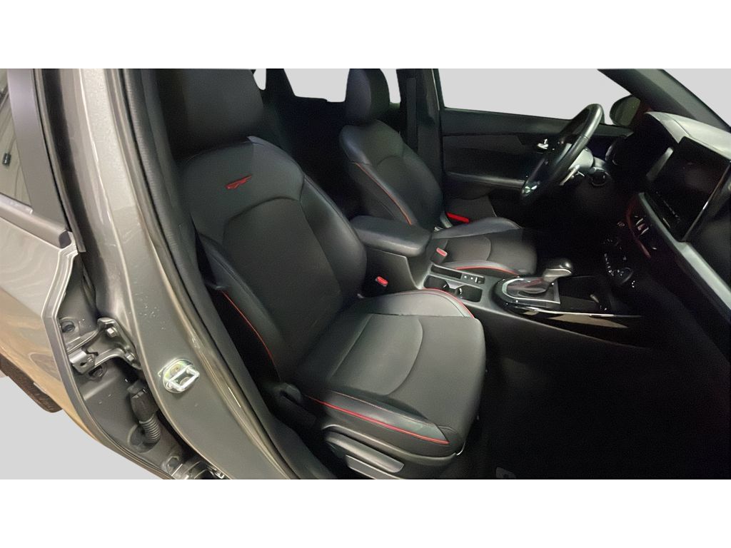 Used 2023 Kia Forte GT FWD image 17