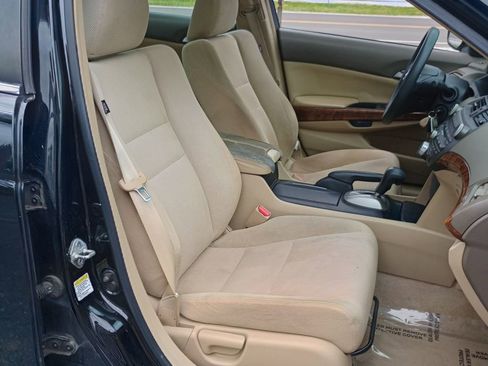Used 2009 Honda Accord EX image 23