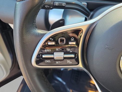 Used 2021 Mercedes-Benz GLB 250 image 28