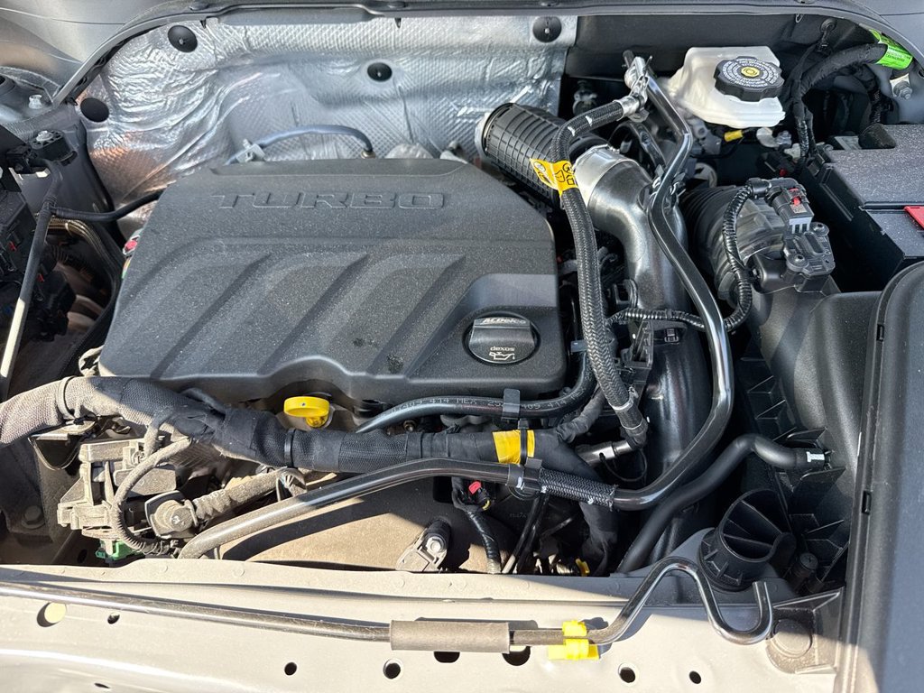 Used 2025 Buick Envista Sport Touring w/ Convenience I Package FWD image 25