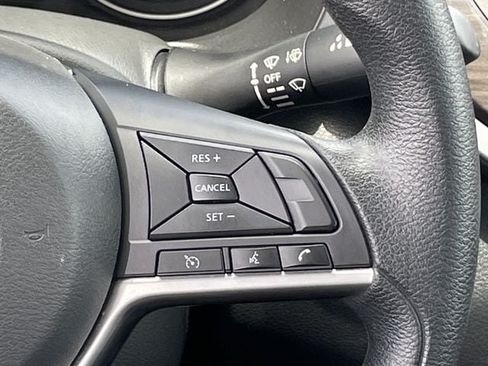 Used 2024 Nissan Altima 2.5 SV FWD image 14