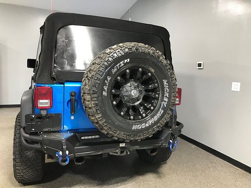 Used 2016 Jeep Wrangler Unlimited Sport w/ Quick Order Package 24S AWD/4WD image 4