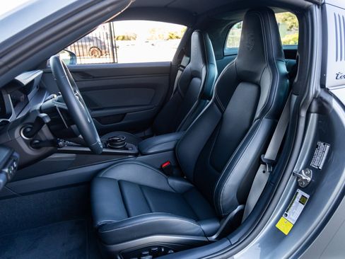 Used 2025 Porsche 911 Targa 4 GTS image 5