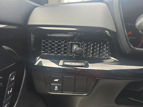 Used 2024 Honda CR-V EX-L image 25