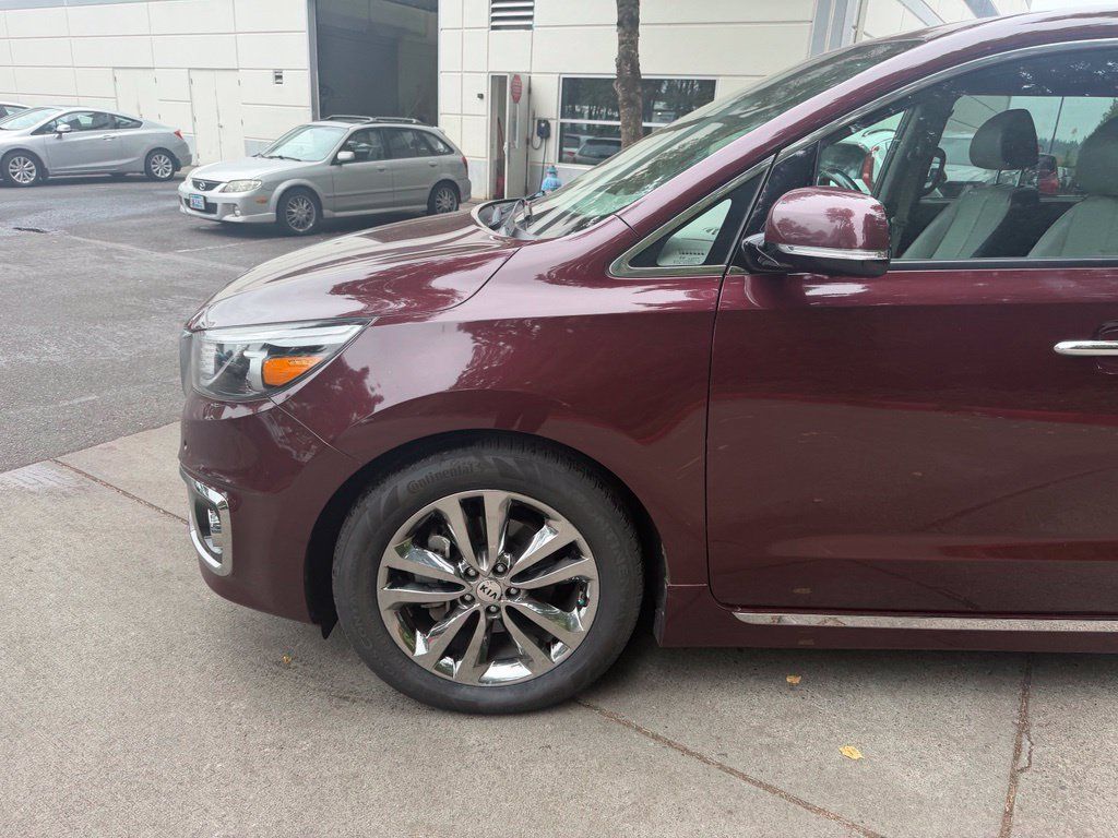 Used 2018 Kia Sedona SX Limited FWD image 8