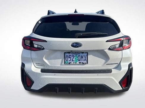 Certified 2025 Subaru Crosstrek 2.5i Limited w/ Crosstrek Mirror Package image 6
