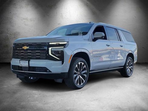 New 2026 Chevrolet Suburban High Country image 5
