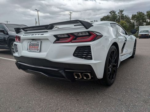 Used 2024 Chevrolet Corvette Stingray Preferred Conv w/ Z51 Performance Package RWD image 3