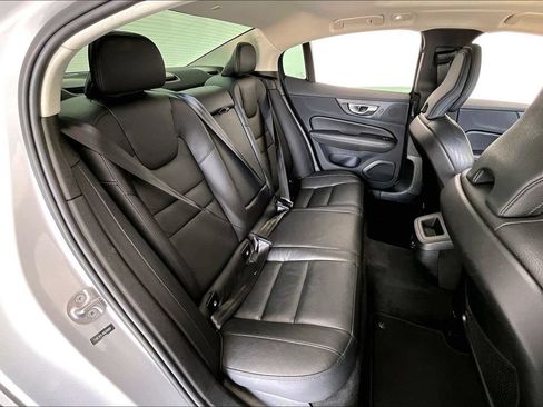 Used 2024 Volvo S60 B5 Plus AWD/4WD image 35