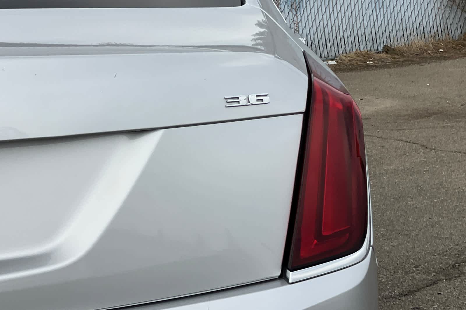 Used 2018 Cadillac CT6 Luxury w/ Active Chassis Package AWD/4WD image 21