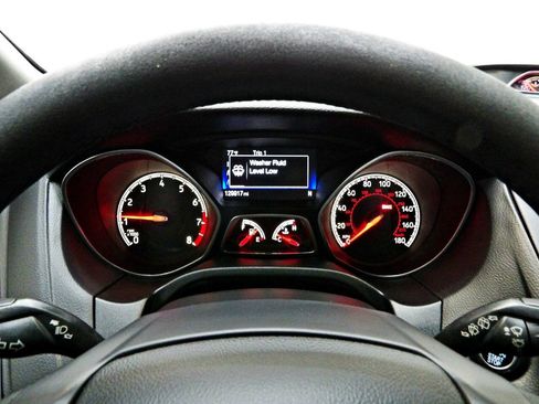 Used 2017 Ford Focus ST FWD image 15