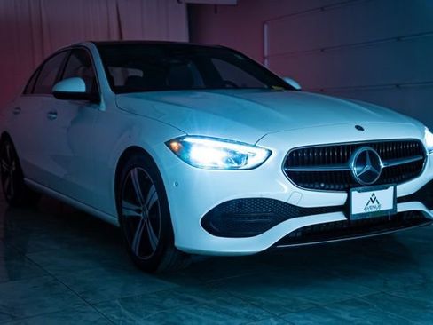 Used 2025 Mercedes-Benz C 300 4MATIC Sedan image 36