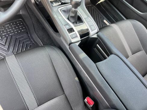 Certified 2017 Honda Civic EX-T image 19