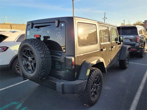Used 2015 Jeep Wrangler Unlimited Sport image 8