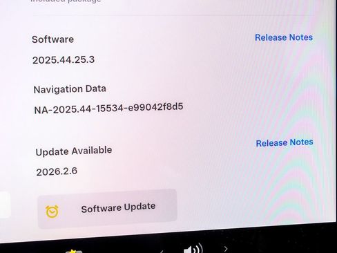 Used 2026 Tesla Model Y Long Range image 25