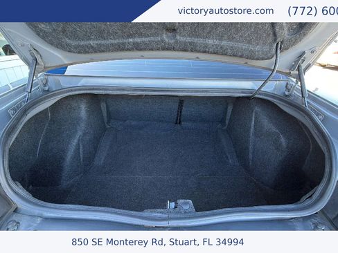 Used 2018 Dodge Challenger SXT w/ Blacktop Package image 13