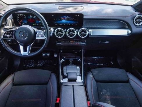 Used 2023 Mercedes-Benz EQB 350 4MATIC SUV image 12