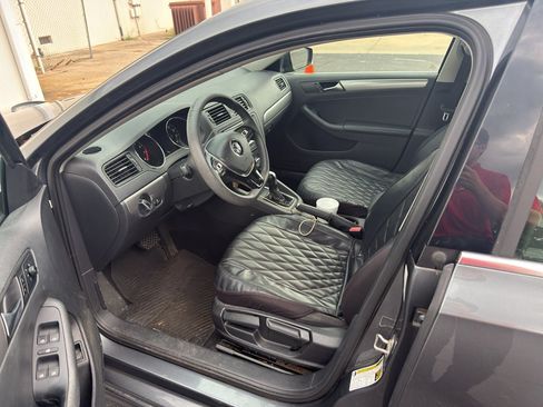Used 2017 Volkswagen Jetta S FWD image 5