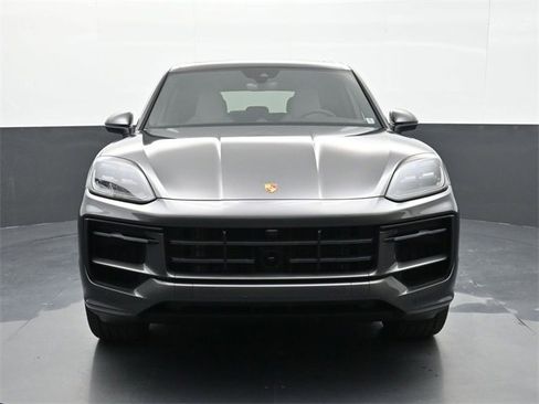 New 2026 Porsche Cayenne S image 30