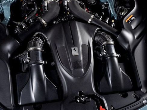 Certified 2024 Ferrari Roma Spider image 17