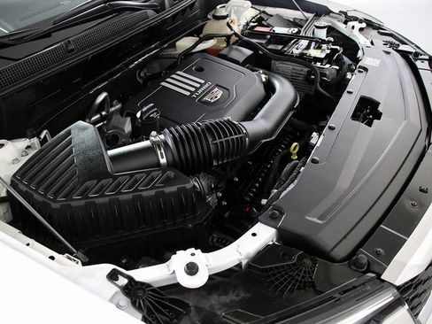 Used 2023 Cadillac XT6 Luxury image 37