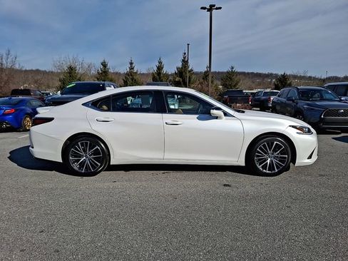 Used 2022 Lexus ES 350 350 w/ Premium Package image 7