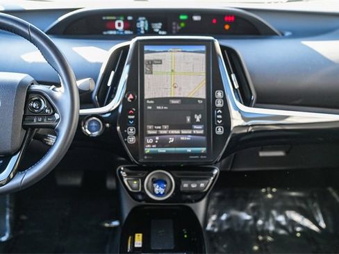 Used 2022 Toyota Prius Prime XLE image 14