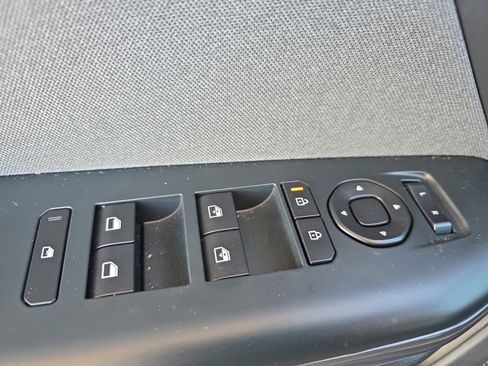 Certified 2025 Kia K4 EX image 26