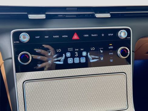 New 2026 Genesis GV80 3.5T Prestige image 14