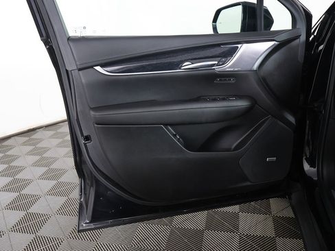 Used 2022 Cadillac XT5 Premium Luxury w/ LPO, Floor Liner Package image 24