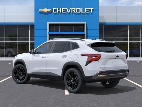 Used 2026 Chevrolet Trax ACTIV w/ Driver Confidence Package FWD image 3