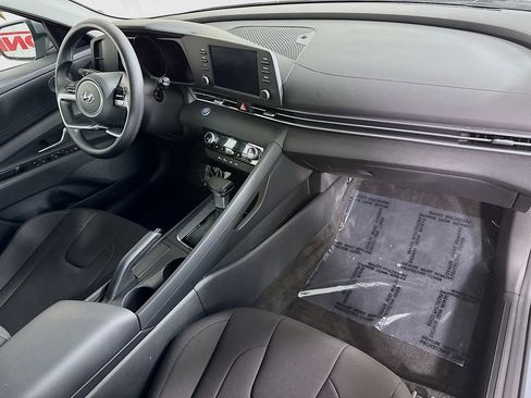Certified 2023 Hyundai Elantra SEL FWD image 30
