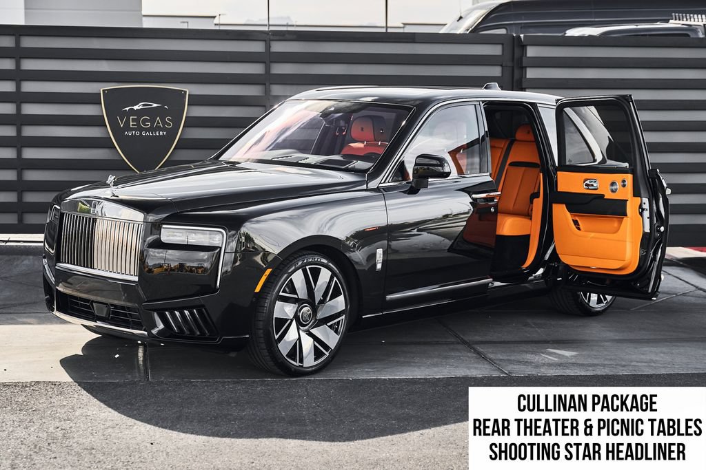 Used 2026 Rolls-Royce Cullinan w/ Cullinan Package AWD/4WD image 1
