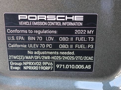 Used 2022 Porsche Panamera Platinum Edition RWD image 27