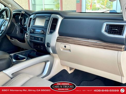 Used 2016 Nissan Titan SL RWD image 17