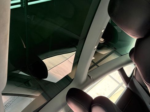 Used 2018 Tesla Model 3 Long Range image 11