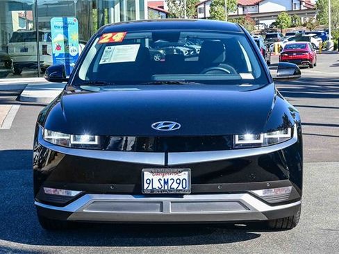 Certified 2024 Hyundai Ioniq 5 SEL image 2