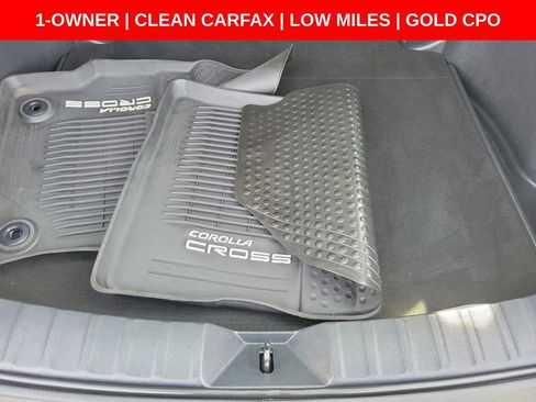 Used 2025 Toyota Corolla Cross L FWD image 8