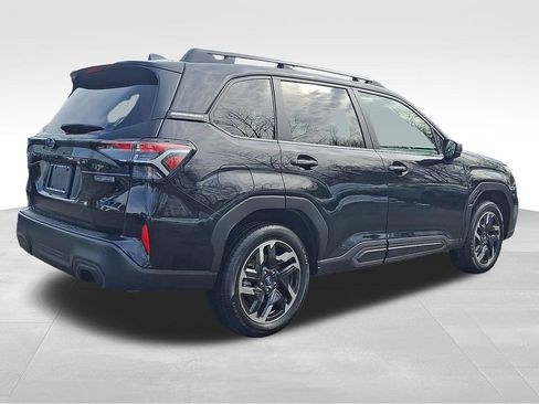 Used 2025 Subaru Forester Limited w/ Popular Package image 6