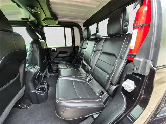 Used 2020 Jeep Gladiator Overland AWD/4WD image 20