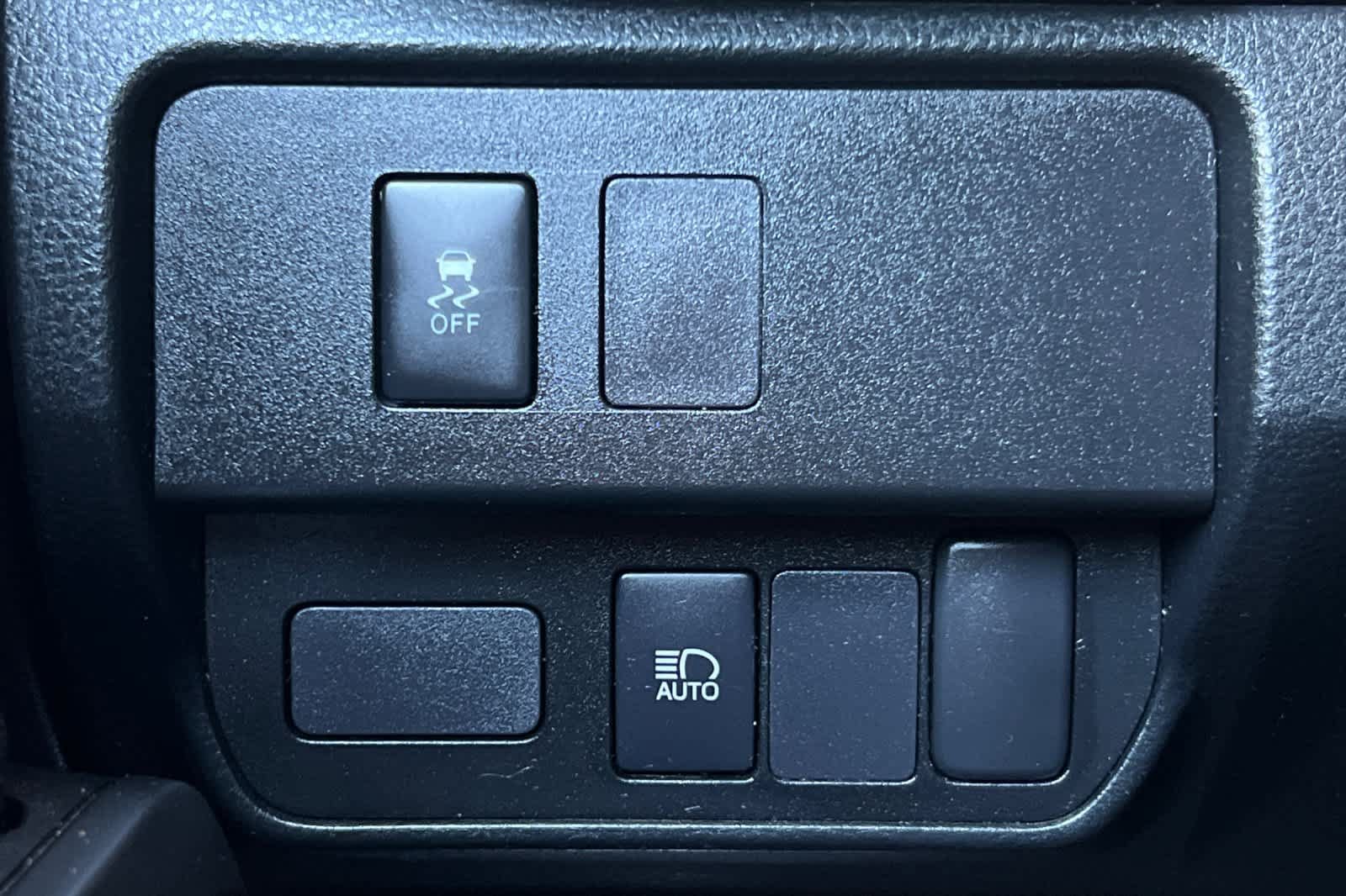 Used 2022 Toyota Tacoma SR RWD image 26